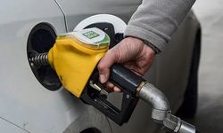 Motorin fiyatında tarihi gece.. Zamla üç haneli dönem başlıyor