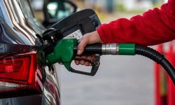 ÖTV devreye girdi.. Motorine dev zam tabelaya yansıdı!