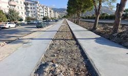 Söke'de Bisiklet ve Yürüyüş Yolu Projesi'nde beton döküm çalışması tamamlandı