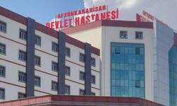 Tartışmanın dozu kaçtı.. Doktoru dövmeye eşi geldi