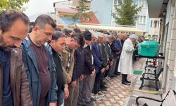 18 yaşındaki genç gözyaşlarıyla son yolculuğuna uğurlandı