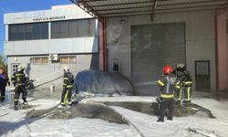 Şarjdaki elektrikli otomobil alev aldı