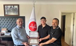 Hafızlar belgelerini aldı