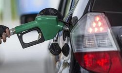 Motorine 6,75 TL zam geliyor.. Benzine indirim bu gece pompada