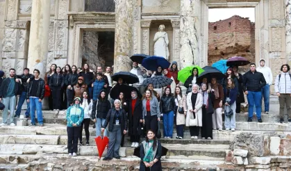 Efes Selçuk’ta kütüphane haftası etkinlikleri başladı