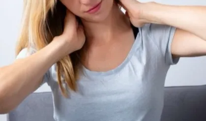 Yaz sıcaklarında omurga sağlığına dikkat