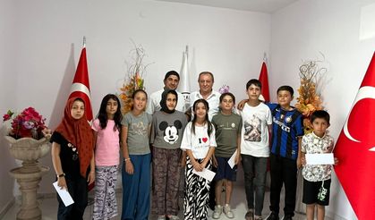 Kur’an-ı Kerim’e geçen başarılı öğrencilere ödül verildi