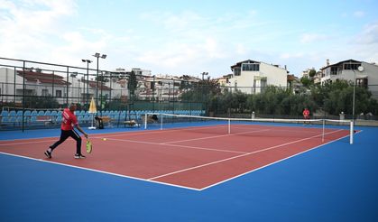Kuşadası Tenis Kulübü’nde Cumhuriyet Kupası heyecanı başladı