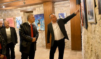 İbramaki Sanat Galerisi ‘Çinilerin Dansı’ sergisine ev sahipliği yapmaya başladı