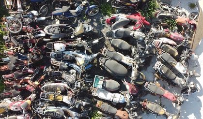 Aydın’da plakasız ve abartı egzozlu motosikletlere denetim