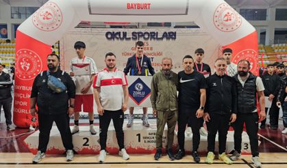 Aydınlı sporcular şampiyonadan 3 madalya ile döndü