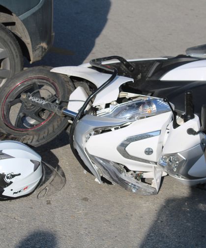 Aydın’da ticari araç ile motosiklet çarpıştı