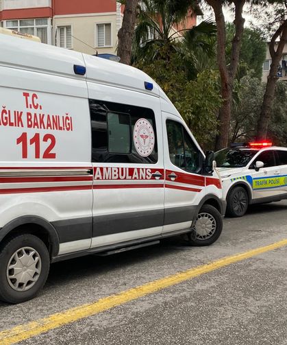 Aydın’da yaya geçidini kullanan vatandaşa otomobil çarptı