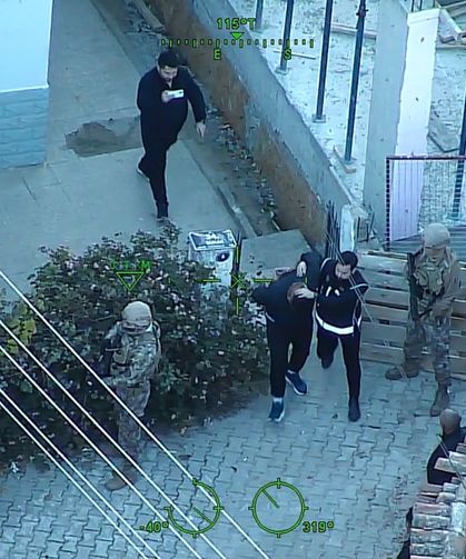 Hava destekli polis operasyonunda 30 gözaltı