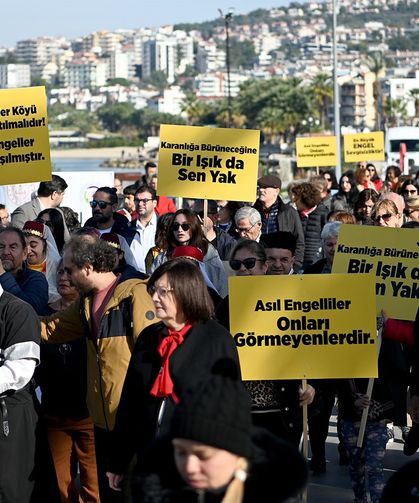 Kuşadası'nda '3 Aralık Dünya Engelliler Günü' kutlandı