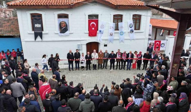 Manisa’da Atatürk Evi ve Milli Mücadele Müzesi açıldı