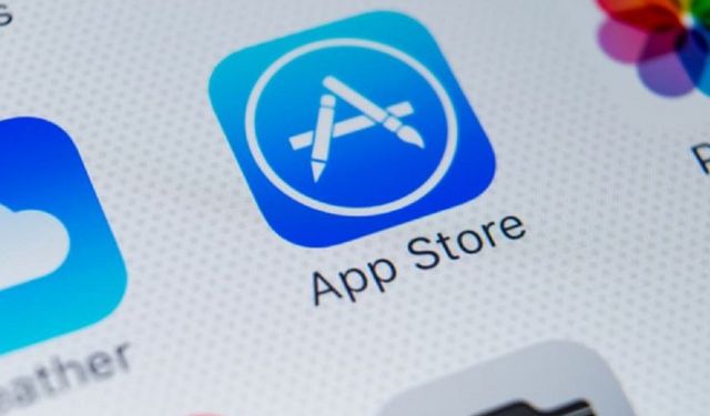Apple baskılara dayanamadı, WhatsApp ve Instagram AppStore'dan kaldırıldı