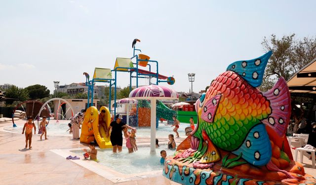 Aydın Tekstil Park'taki Aquapark çocukların gözdesi oldu