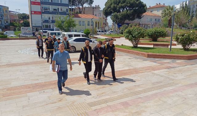 Aydın’da kız meselesinden birbirlerine girdiler, 1’i ağır 2 yaralı