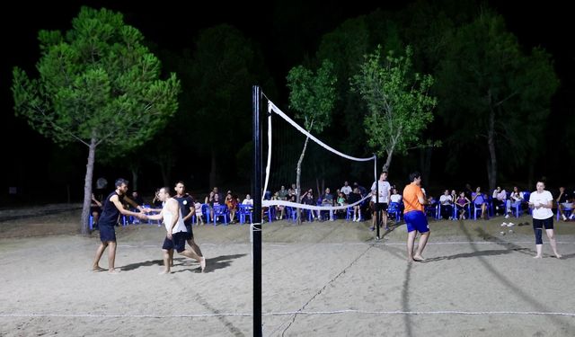 Aydın’da sokak voleybolu turnuvası başladı