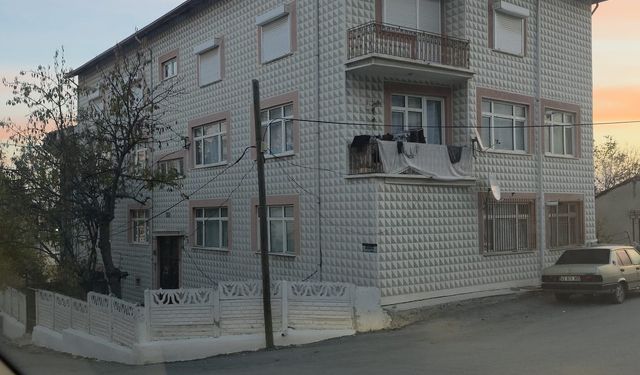 20 yaşındaki kadın yeni doğan bebeğini havalandırma boşluğuna attı