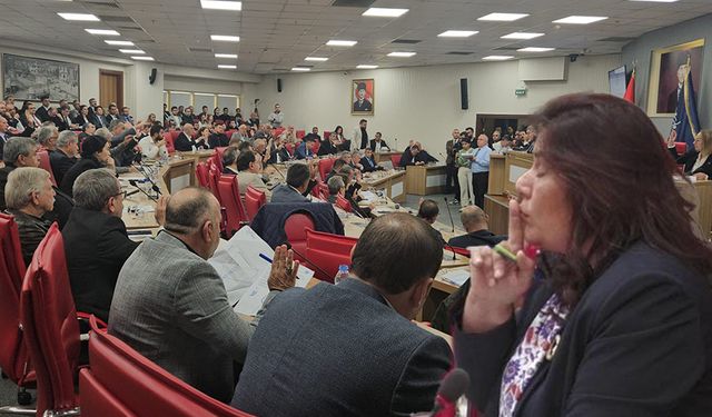 Aydın Büyükşehir Meclisi bir kez daha ertelendi