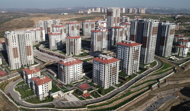 Sosyal konut başvurularında dikkat! TOKİ’den yeni uyarılar: İşte şartlar, tarihler ve detaylar