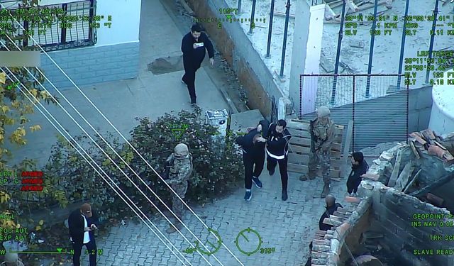 Hava destekli polis operasyonunda 30 gözaltı