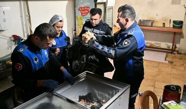Millete bunları satıyorlardı! Mide bulandıran görüntüler