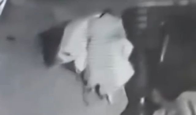 Saniyeler içinde halıyı götürdü