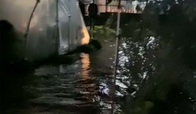 Korkulan oldu, Küçük Menderes Nehri taştı