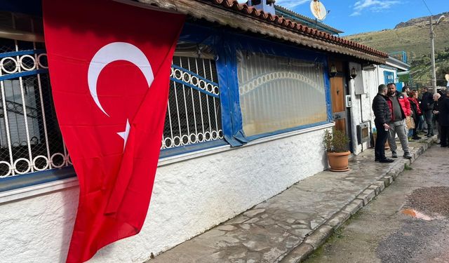 Şehit pilotun evinde yas