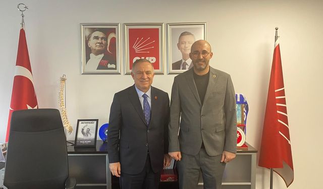 Zeybek’ten Başkan Zencirci’ye övgü dolu sözler