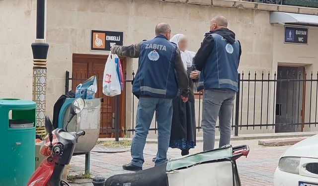 Kadın zabıtayı çileden çıkardı