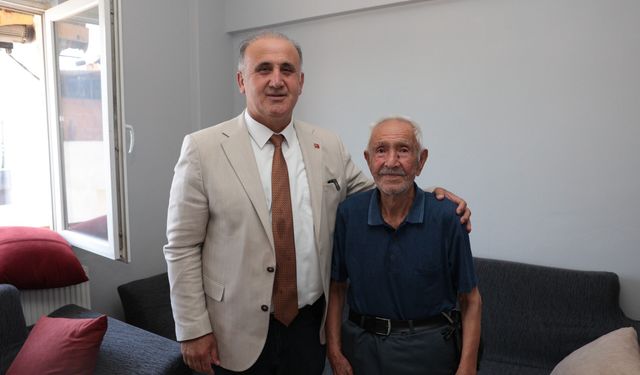 Başkan Kaya şehit babalarını unutmadı