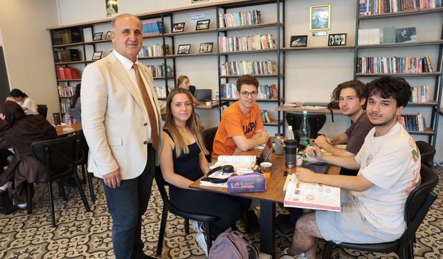 Başkan Kaya’dan YKS öncesi öğrencilere moral ziyareti