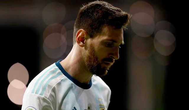 Lionel Messi'den tarihi geri dönüşte peş peşe rekorlar