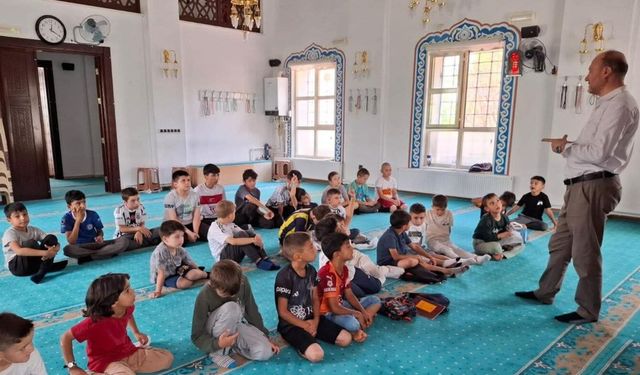 Yaz Kur'an Kursu öğrencilerine seminer