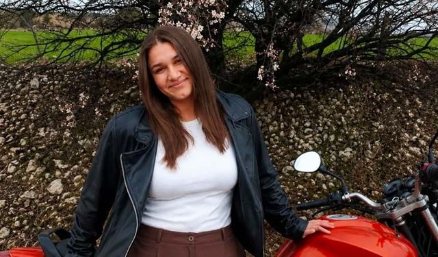 18 yaşındaki Nehir yaşam savaşını kaybetti.. Trafik kazası geçirmişti