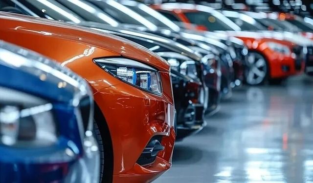 Akaryakıt derdine ilaç gibi liste! 100 kilometrede en az yakan otomobiller