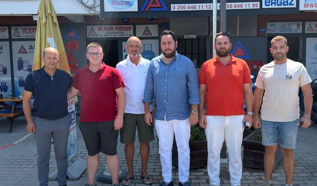 KUTO Başkan Adayı Anıl Metin Oto'dan birlik ve beraberlik mesajı: Desteğini hissettiren herkese teşekkür ediyoruz