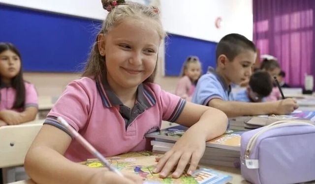 Ara tatil kalkıyor mu? Bakan Tekin'den öğrencileri ilgilendiren kritik açıklama