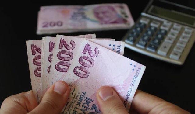 Asgari ücrette bomba senaryo.. 2027'de cebinize girecek rakam hesaplandı