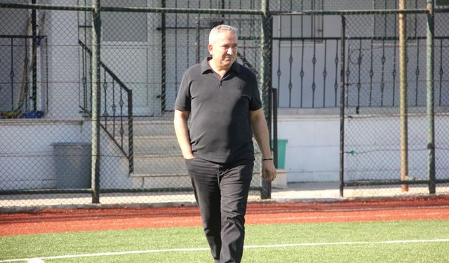 Kurucu Başkan Gürel: Biz bunlara bu kulübü tuta koyun diye verdik, bunlar kulübü yutmaya çalışıyorlar