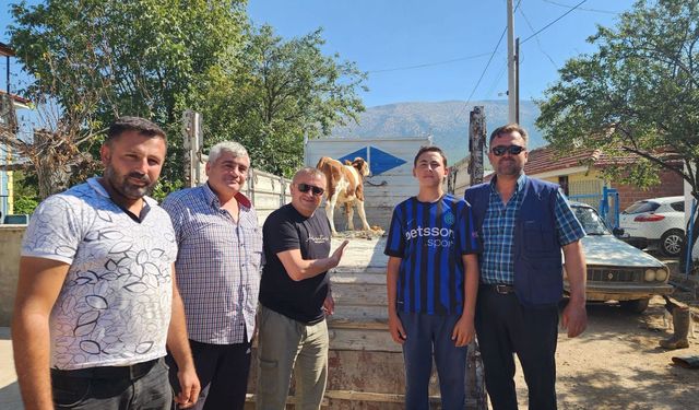Mahalleli seferber oldu, komşularının yardımına koştu
