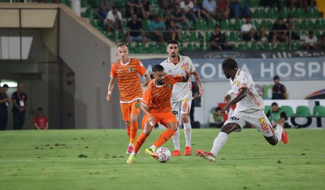 Süper Lig’de galibiyeti bulunmayan Göztepe son sıradan kurtulamadı