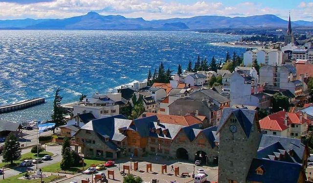Uçak biletini alan soluğu burada alıyor.. 5 saat çalışana 3 hafta ücretsiz tatil