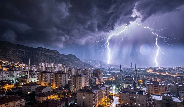 Aydın’a önce pus çökecek, sonra şiddetli şekilde gelecek