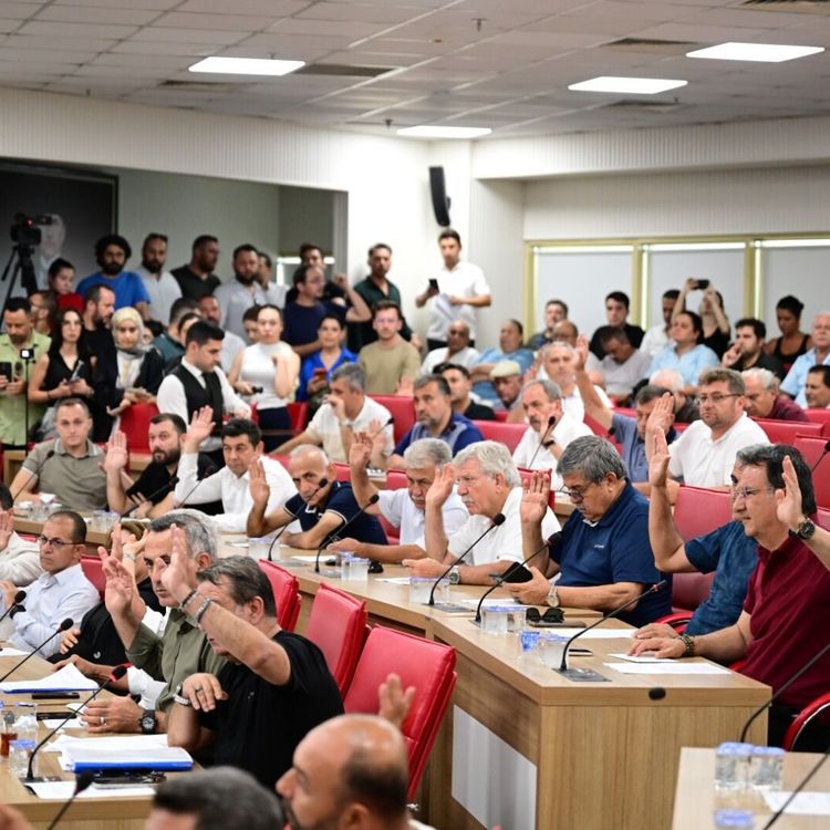 Aydın’da ilçe belediyeleri hizmet etmemeye ant içti, ilaçlama yapmamak için yeni karar aldılar!