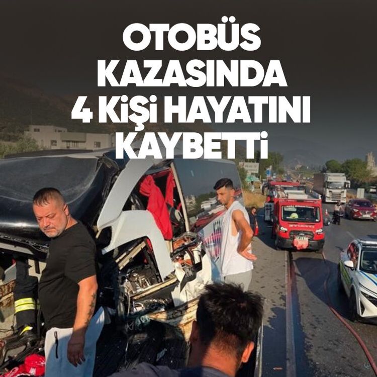 Otobüs kazasında 4 kişi hayatını kaybetti